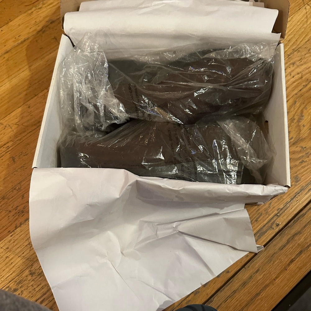Dansko dark brown leather clogs !